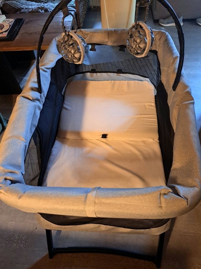 Reisbedje, Kinderen en Baby's, Ophalen, Zo goed als nieuw, Reisbedje