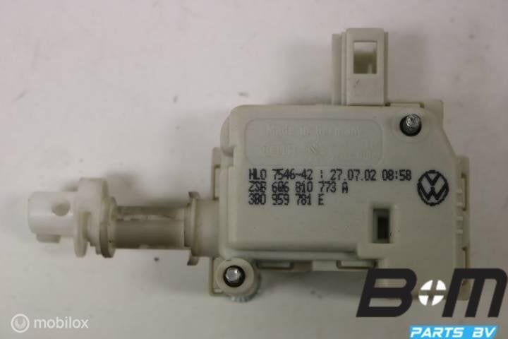 Stelmotor voor tankklep Volkswagen Polo 9N, Utilisé
