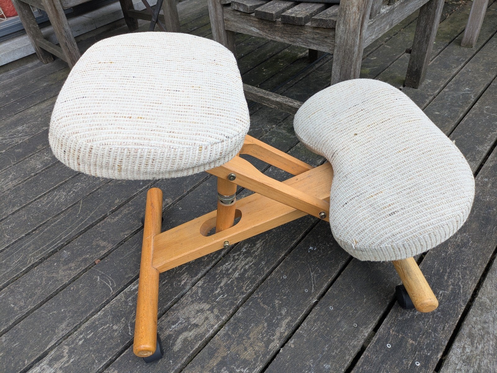Ergonomische kniestoel, Maison & Meubles, Chaises de bureau, Tabouret de bureau, Beige, Enlèvement, Utilisé