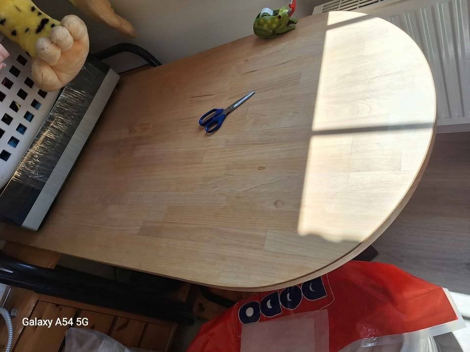 Ikea-tafel, Huis en Inrichting, Ophalen, Zo goed als nieuw, Vier personen, Grenenhout