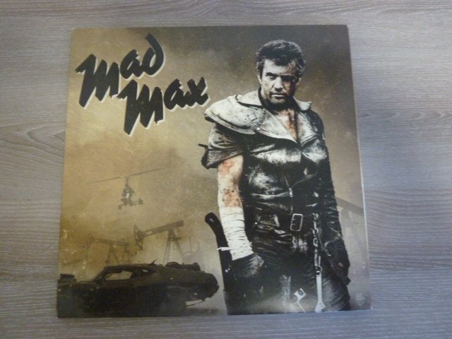 Mad Max 3LP OST Colored Vinyl 302 067 390 1, 12 pouces, Bande originale, Coffret, Comme neuf
