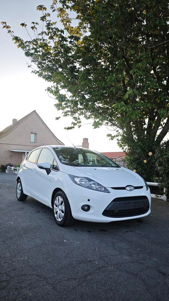 Ford Fiesta 1.6 economy Climatisation Parker capteurs Blueto, Autos, Ford, Entreprise, Achat, Fiësta, Air conditionné, Bluetooth
