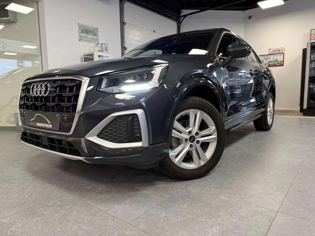 Audi Q2 Q2 35 TFSI Business Edition S tronic 17304 km !, Auto's, Automaat, Stof, 4 cilinders, 5 zetels