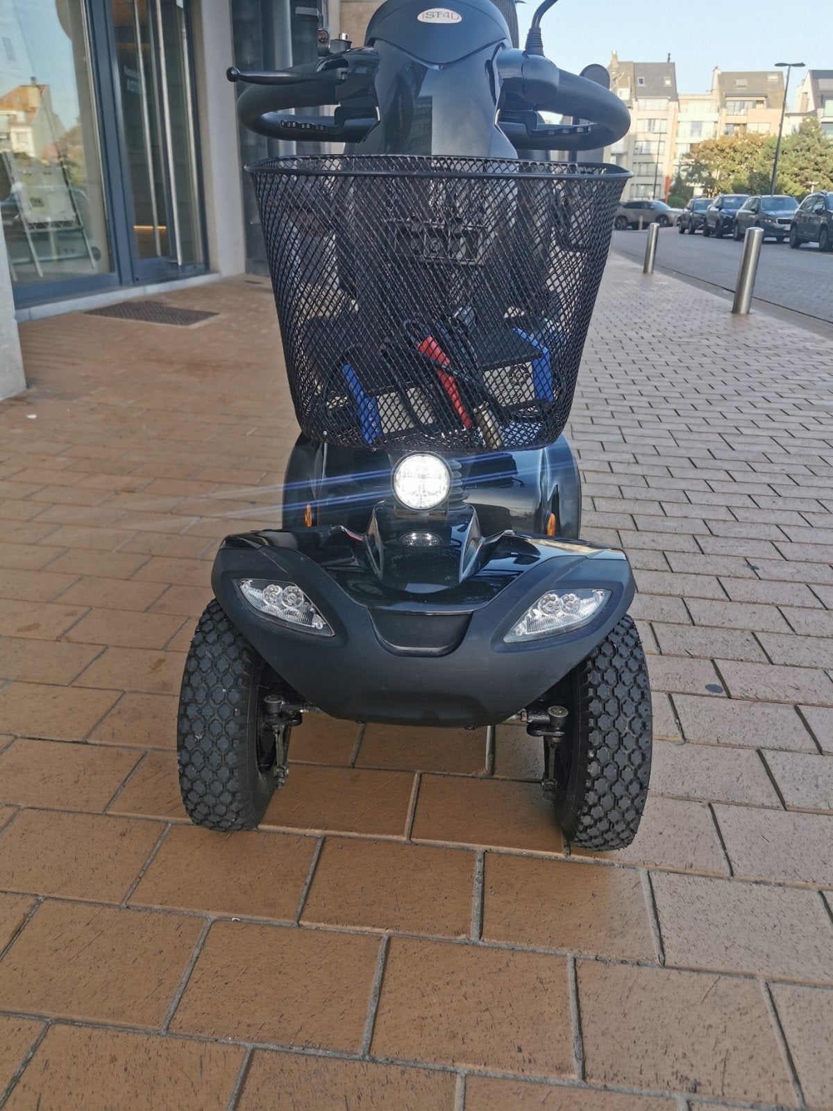 Trottinette S T 4 D en bon état pour personnes handicapées, Enlèvement ou Envoi, Pliant, Comme neuf, Fauteuil roulant électrique