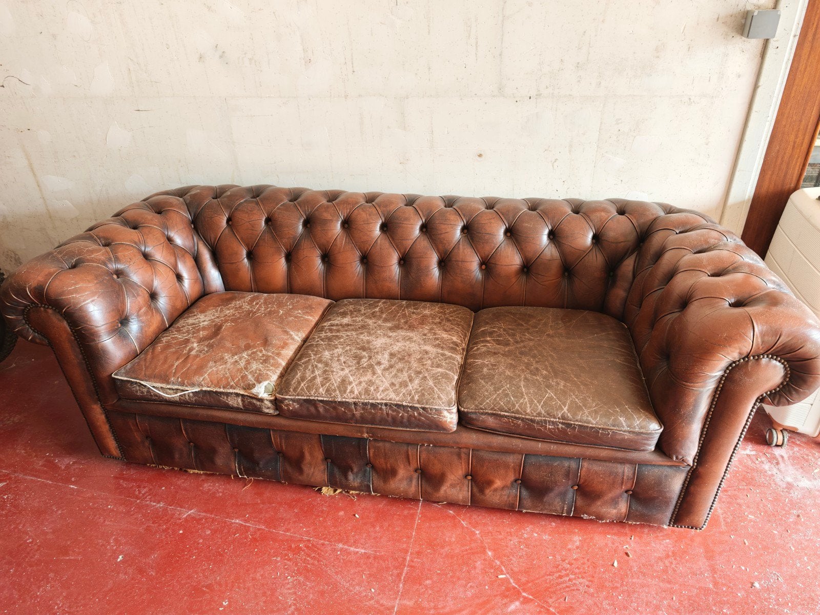 Canapé Chesterfield 3 places, Maison & Meubles, Trois personnes, Banc droit, Enlèvement, Utilisé