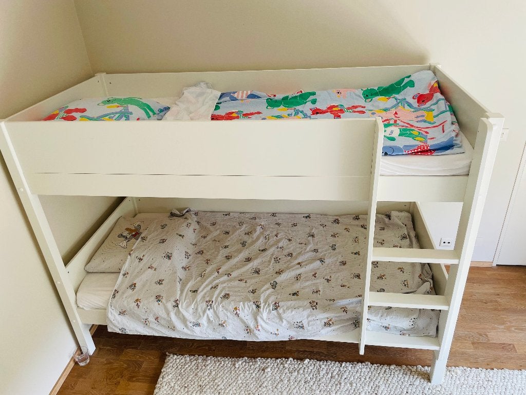 Stapelbed, Ophalen, Zo goed als nieuw, Stapelbed