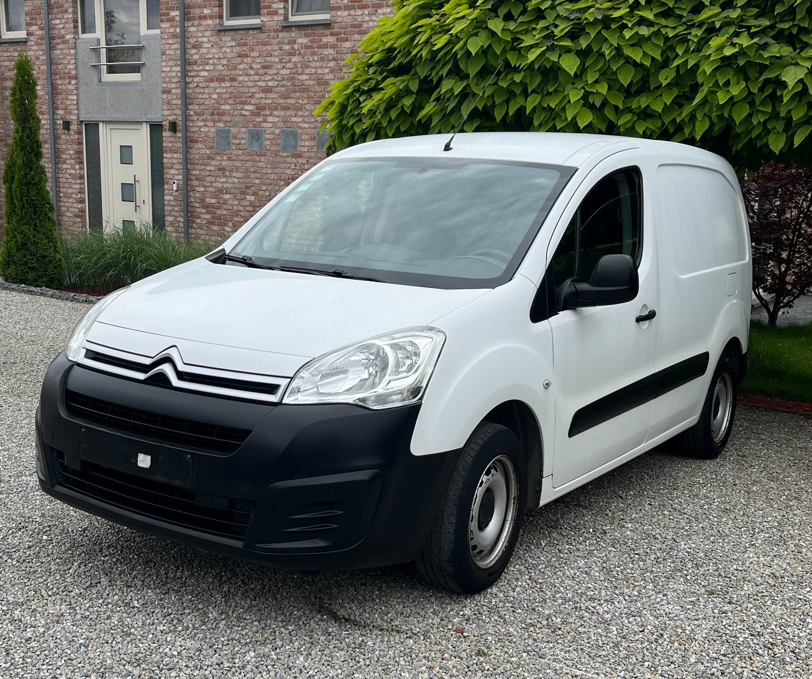 Citroën berlingo utilitaire 1.6 hdi 100 ch 10/2016, Voorwielaandrijving, Stof, Euro 6, 4 cilinders