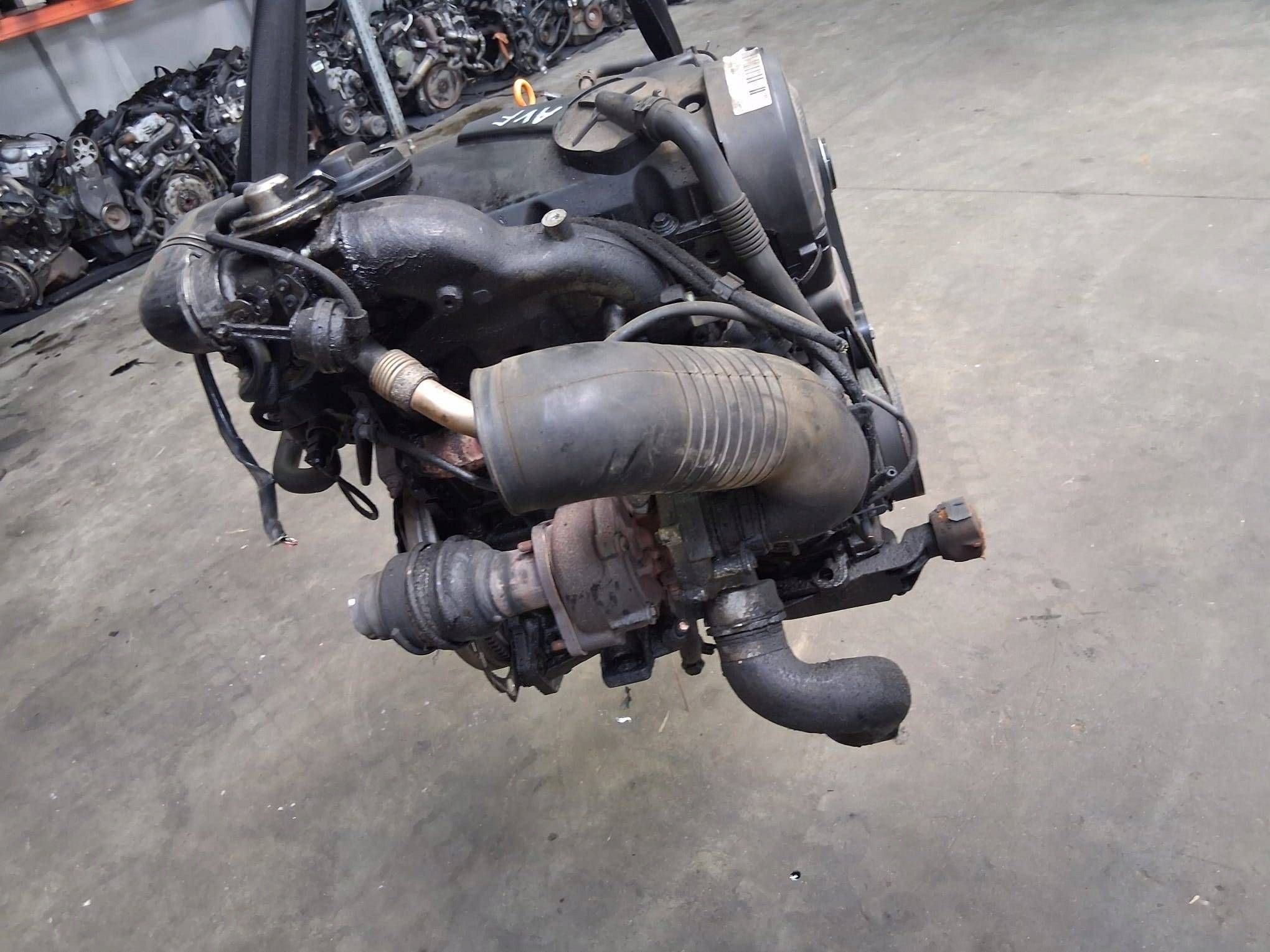 Moteur AVF Complet SUPERB VW A6 A4 AUDI SKODA PASSAT, Envoi, Utilisé, Daihatsu