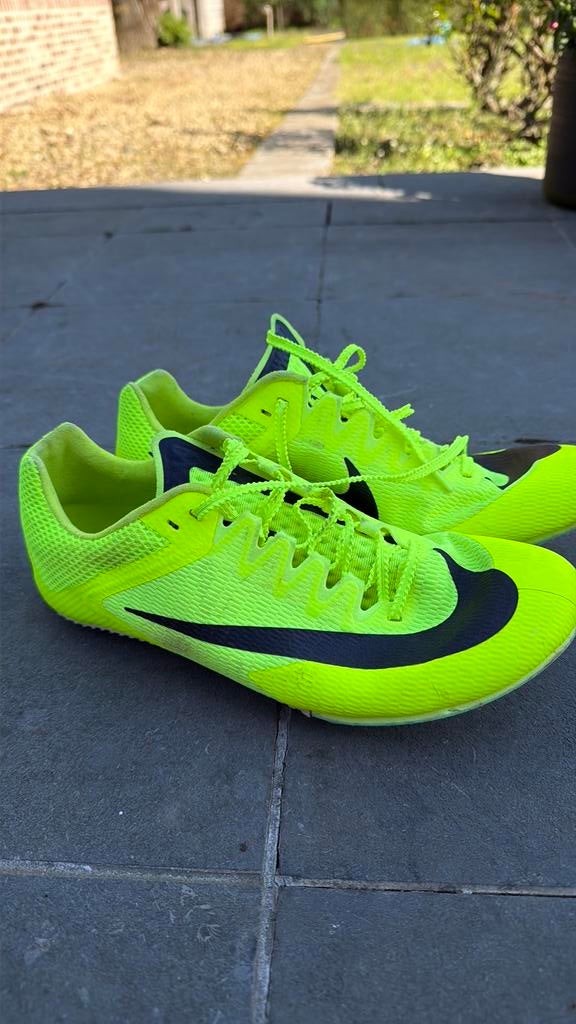 Spikes Nike taille 42, Enlèvement ou Envoi, Comme neuf, Spikes, Nike