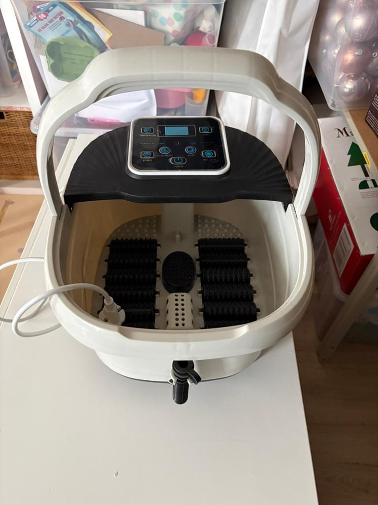 Voetbadje, Elektronische apparatuur, Persoonlijke Verzorgingsapparatuur, Ophalen, Zo goed als nieuw