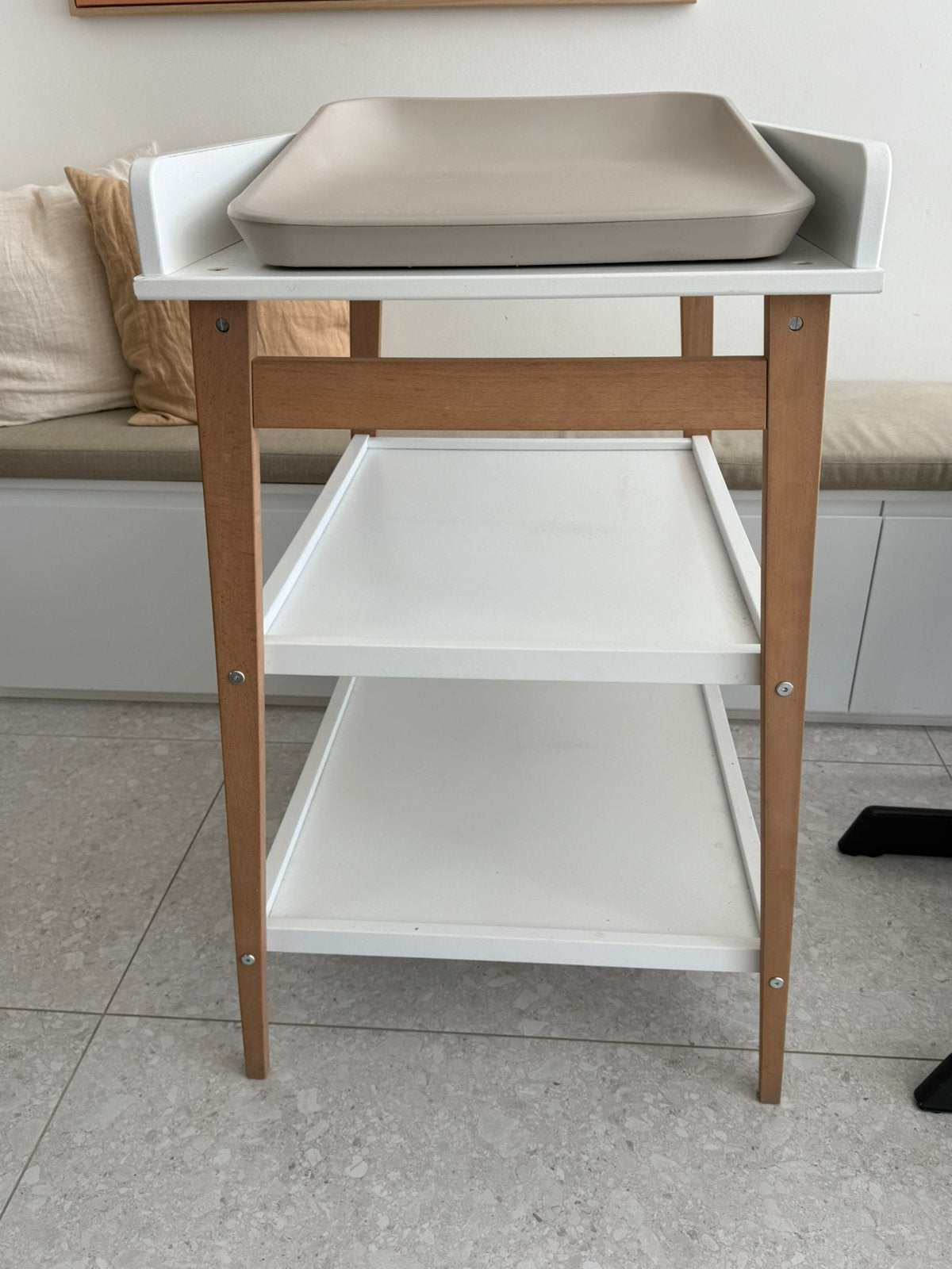 Luiertafel Quax wit + ververskussen Matty, Ophalen, Gebruikt