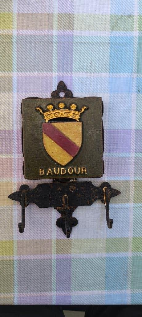 Baudour support murale céramique pour clé   20/10 cm., Antiquités & Art, Antiquités | Céramique & Poterie, Enlèvement ou Envoi