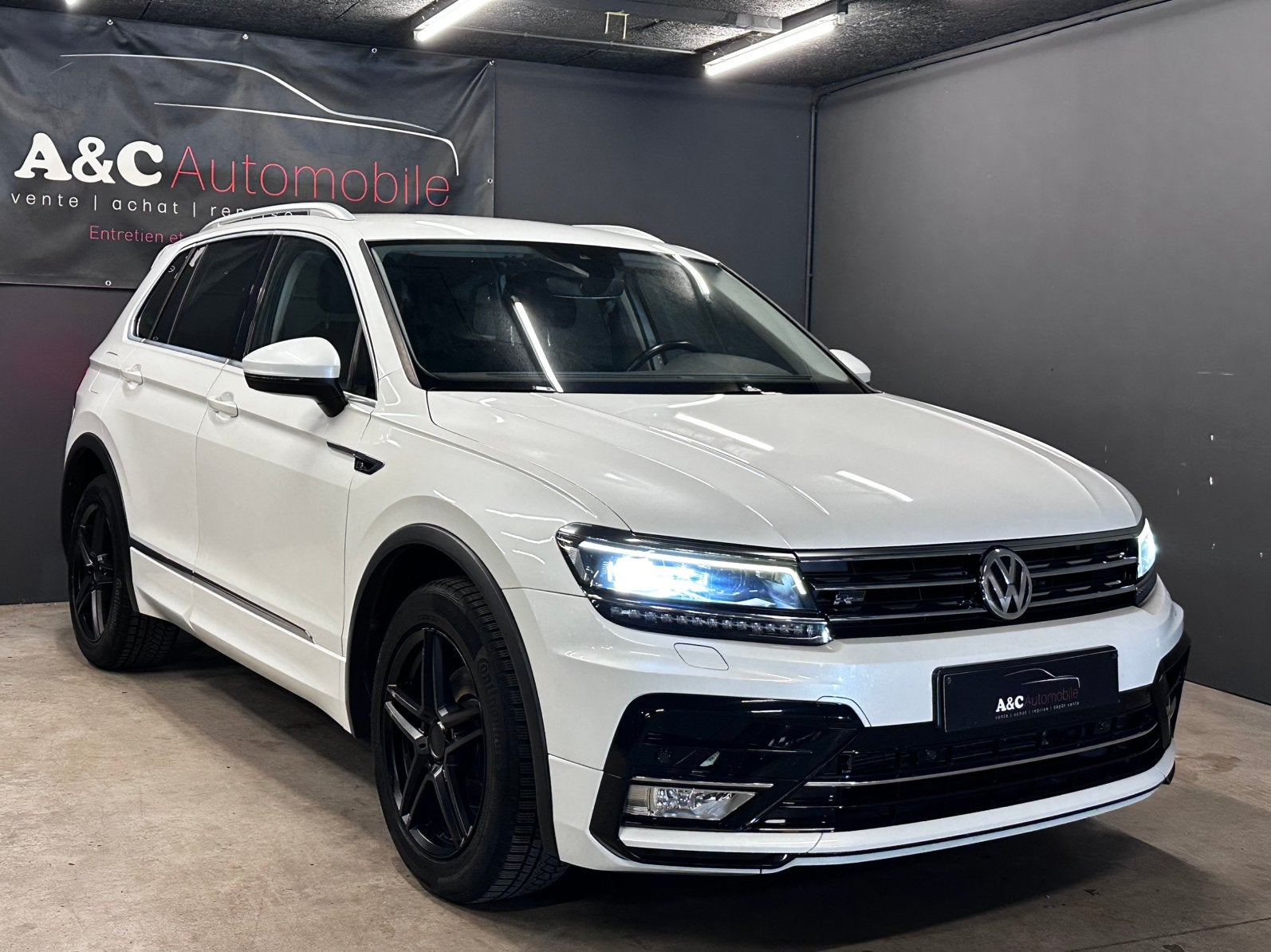 Vw Tiguan 1.4Essence R-Line Automatique, Cuir, Achat, Entreprise, Noir