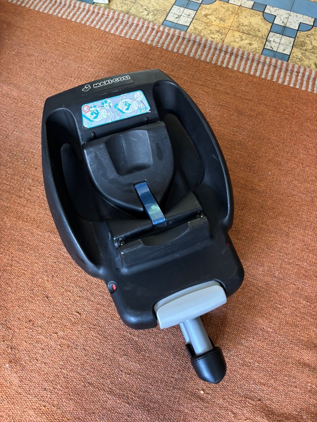 Maxi-cosi easybase 2 cabrio/pebble base, Kinderen en Baby's, Autostoeltjes, Zo goed als nieuw, Maxi-Cosi, Isofix, Ophalen