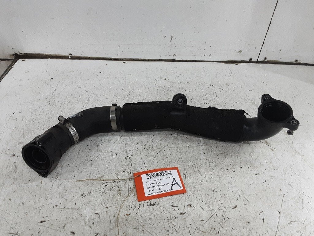 INTERCOOLER DURITE Tiguan Allspace (BW2) (04L131111M), Autos : Pièces & Accessoires, Volkswagen, Mevr. I. Hauben, Utilisé, Rue de l'Espoir 34 34
4030  GRIVEGNÉE, BE