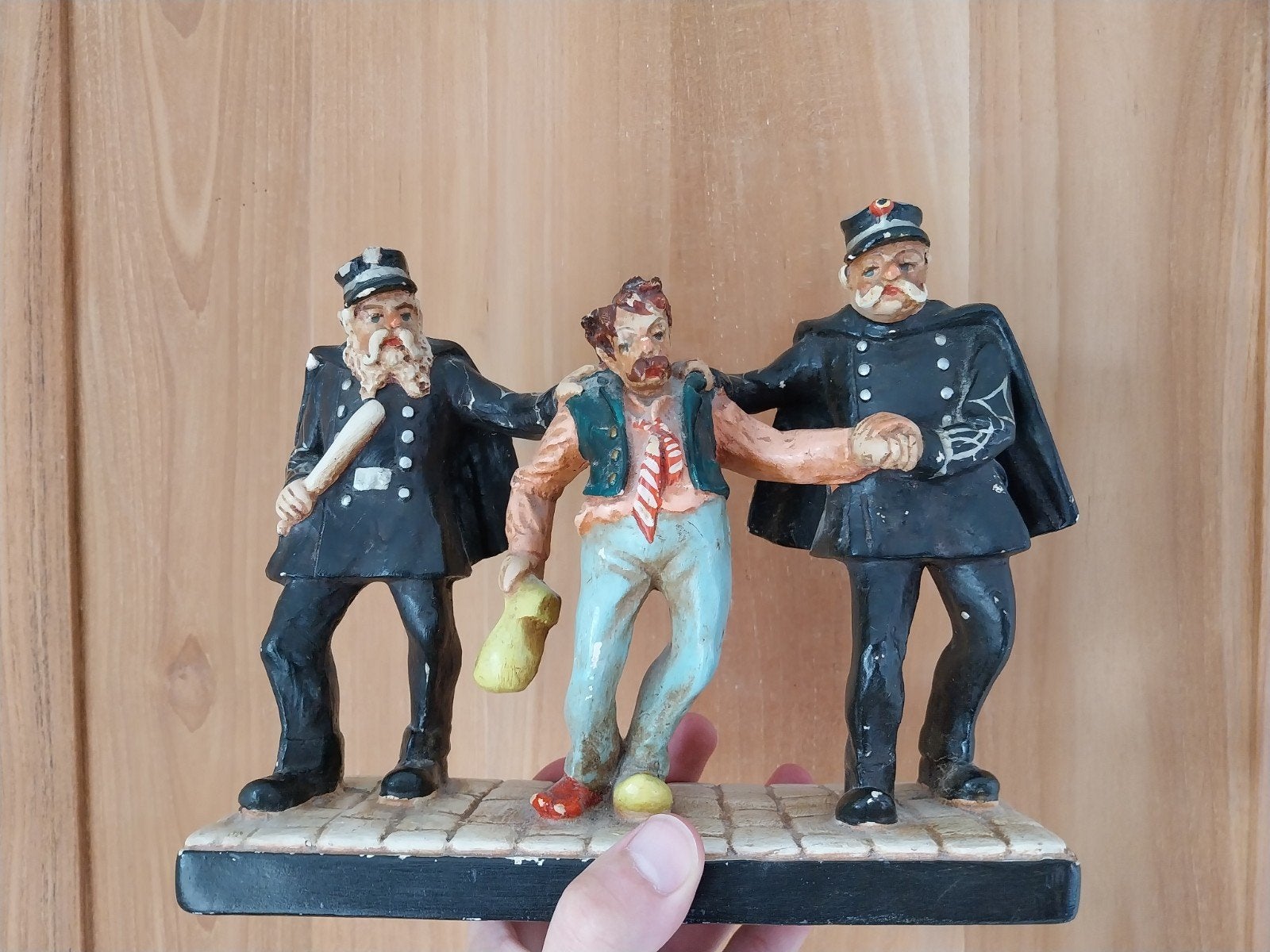 sculpture en plâtre art gendarmerie brabançonne 1930, Enlèvement ou Envoi, Gendarmerie