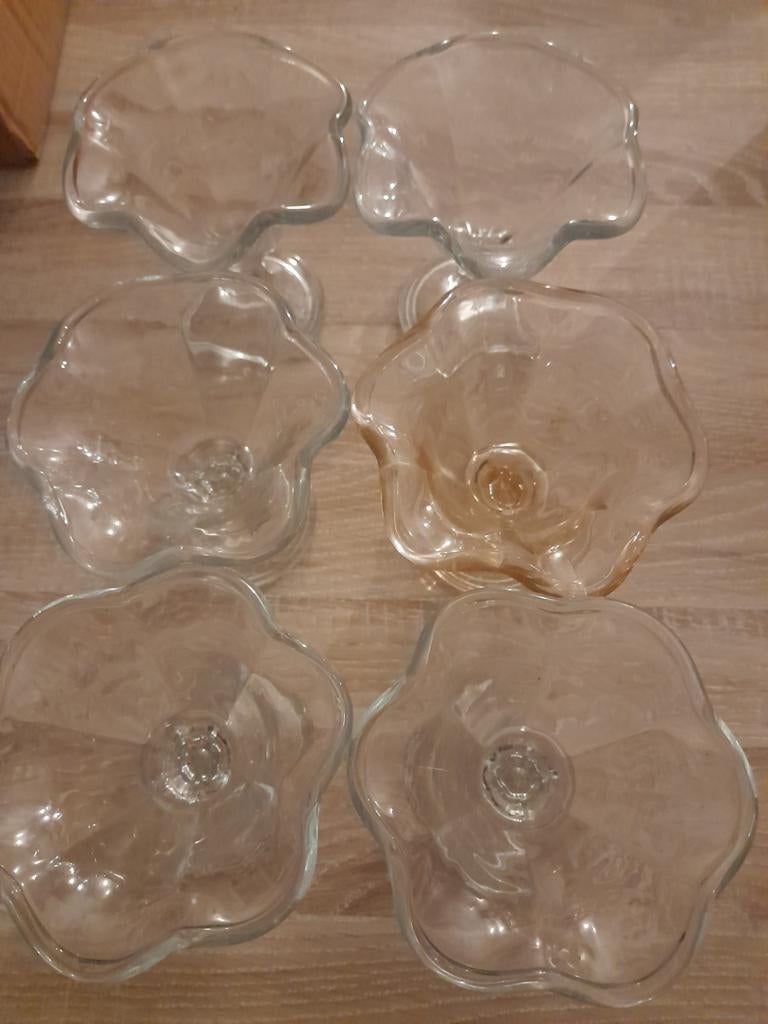 Creamglazen 6 stuk's made in Italië, Antiek en Kunst, Antiek | Glaswerk en Kristal, Ophalen