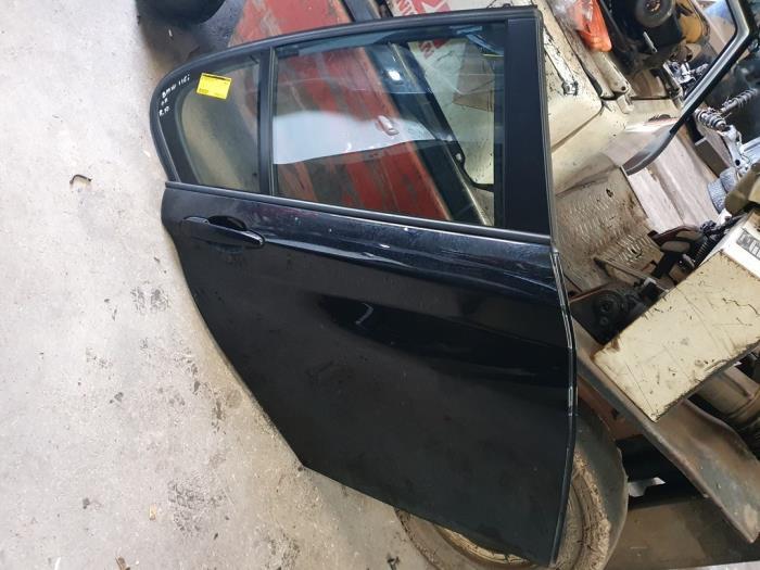 Portier 4Deurs rechts-achter van een BMW 1-Serie (668), Gebruikt, -, Deur, -