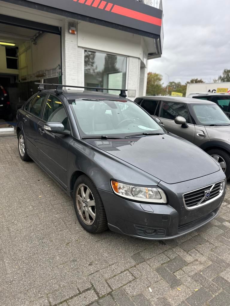 VOLVO S40/2008/138000KM, Autos, Volvo, Cuir, Argent ou Gris, Achat, Entreprise