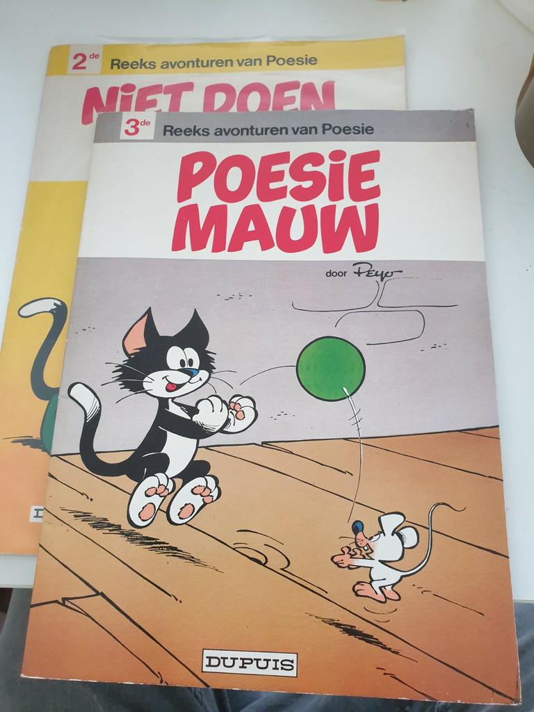 Poesie nr 2 & 3 in prachtstaat PEYO DUPUIS 1977, Boeken, Stripverhalen, Ophalen of Verzenden, Zo goed als nieuw
