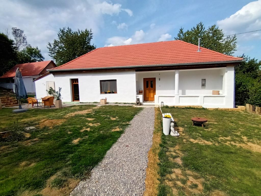 Magyarlukafa  gerenoveerd huis met panoramisch zicht #1567, Immo, Dorp, 65 m², 1 kamers, Magyarlukafa