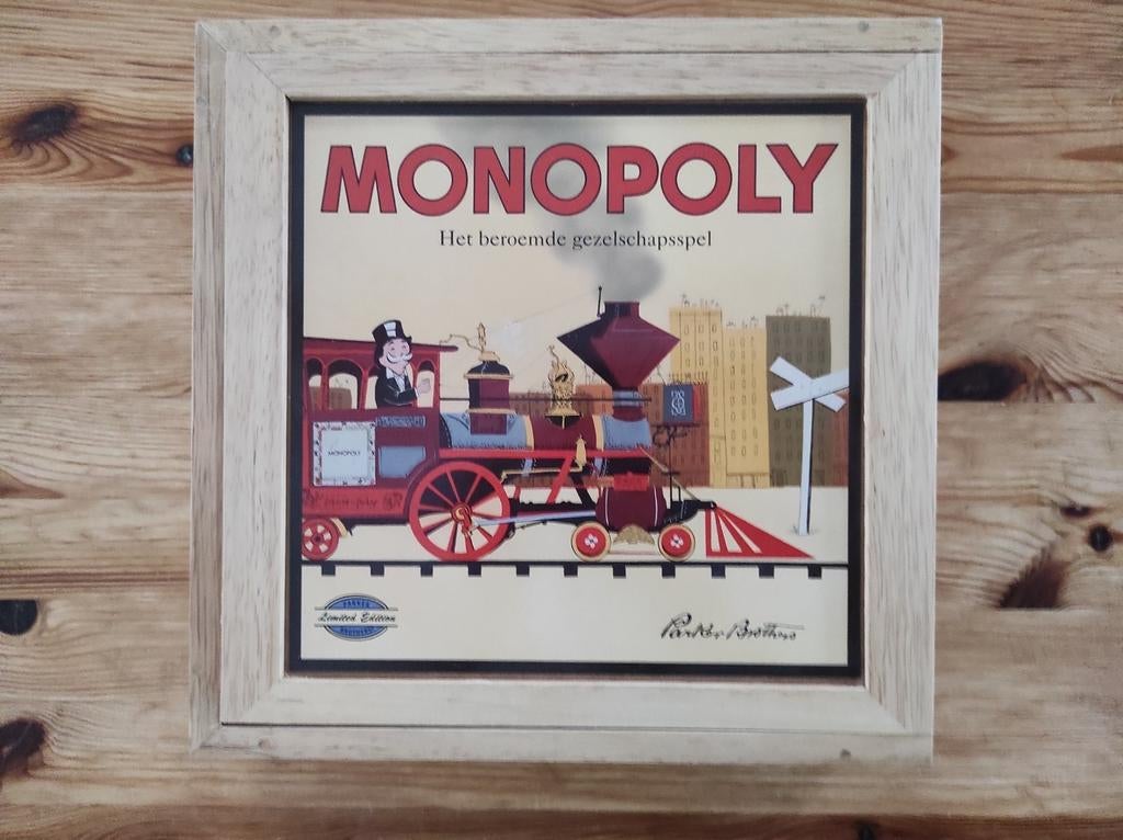 Monopoly deluxe edition in het hout, Hobby en Vrije tijd, Een of twee spelers, Ophalen of Verzenden, Nieuw, Hasbro