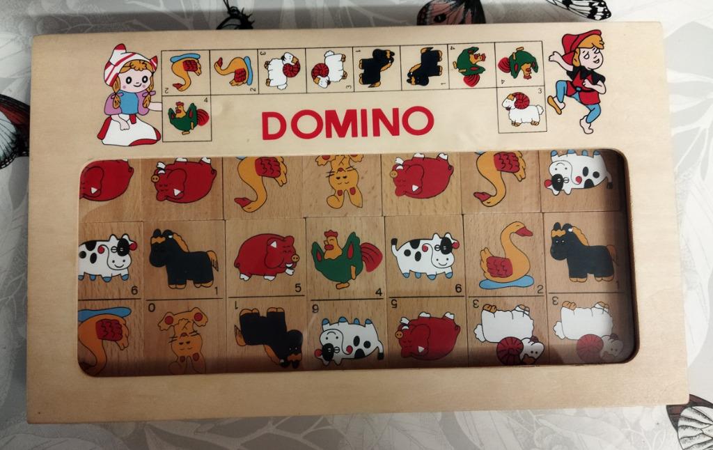 jeu de dominos vintage en bois "Cal Fuster", Enlèvement ou Envoi, Neuf, Autres types