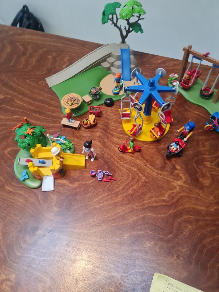 Playmobil Speeltuin 5024, Kinderen en Baby's, Speelgoed | Playmobil, Ophalen of Verzenden, Zo goed als nieuw, Complete set
