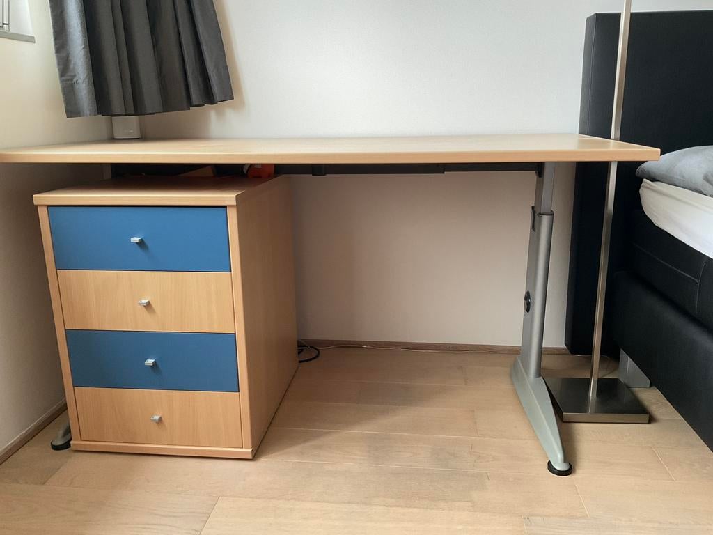 Bureau met ladenblok, Enlèvement, Comme neuf