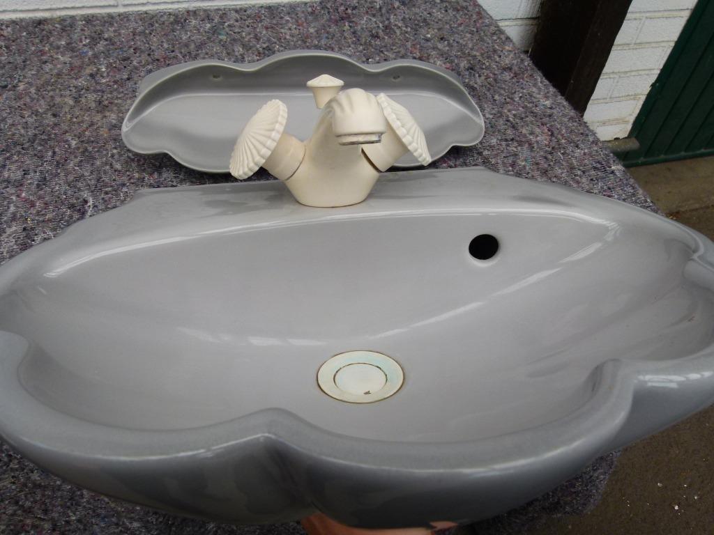 vintage lavabo fonteintje + aflegbord schelp 70er, Ophalen, Huis en Inrichting