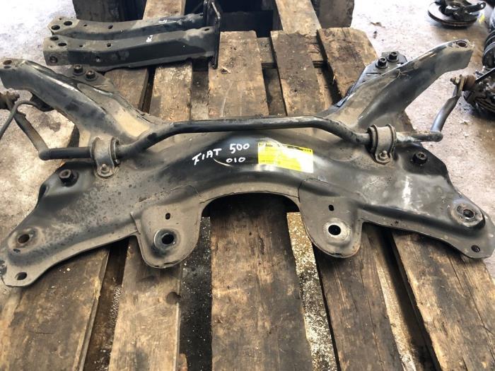 Subframe van een Fiat 500, Auto-onderdelen, Ophanging en Onderstel, Fiat, Gebruikt, 3 maanden garantie, Ophalen of Verzenden