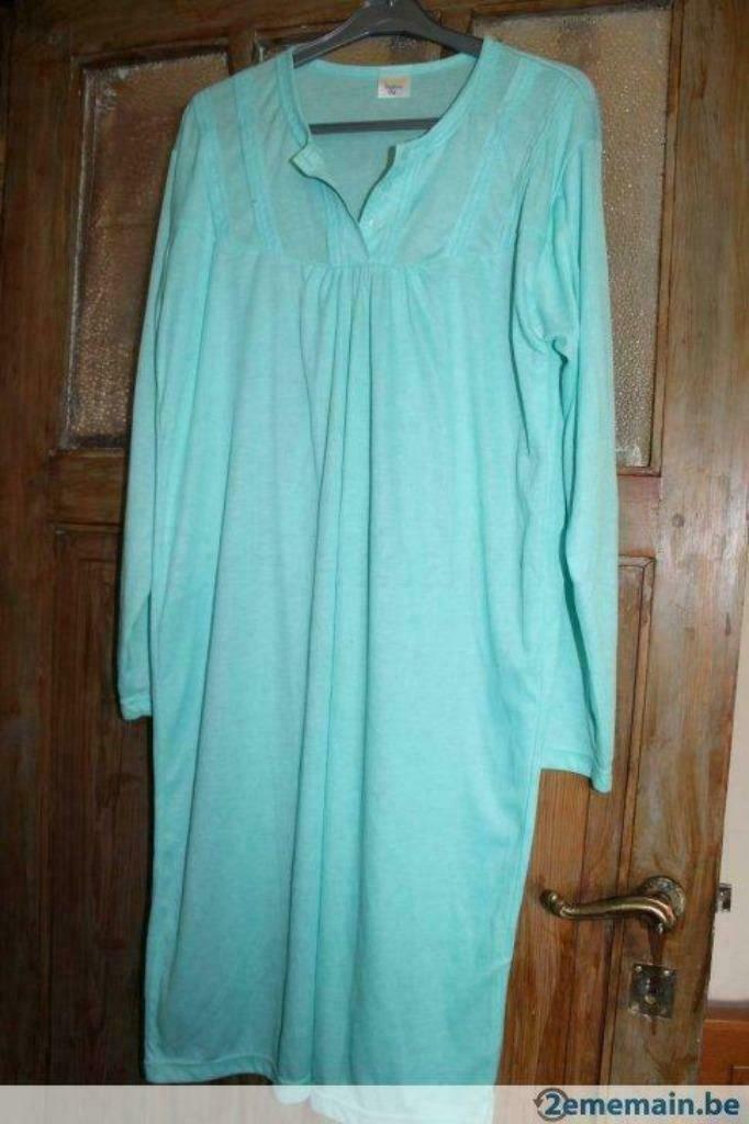 neuve chemise de nuit taille L, Vêtements | Femmes, Sous-vêtements & Lingerie, Vêtements de nuit, Enlèvement