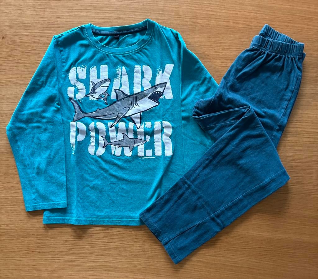 Pyjama Requin - 10 ans - 5€, Enlèvement ou Envoi, Utilisé, Garçon, Vêtements de nuit ou Sous-vêtements