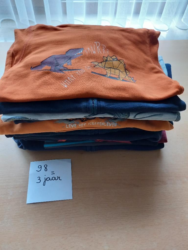 Pulls en parfait état pour garçon, taille 98, Enfants & Bébés, Vêtements enfant | Taille 98, Garçon, Enlèvement ou Envoi, Pull ou Veste