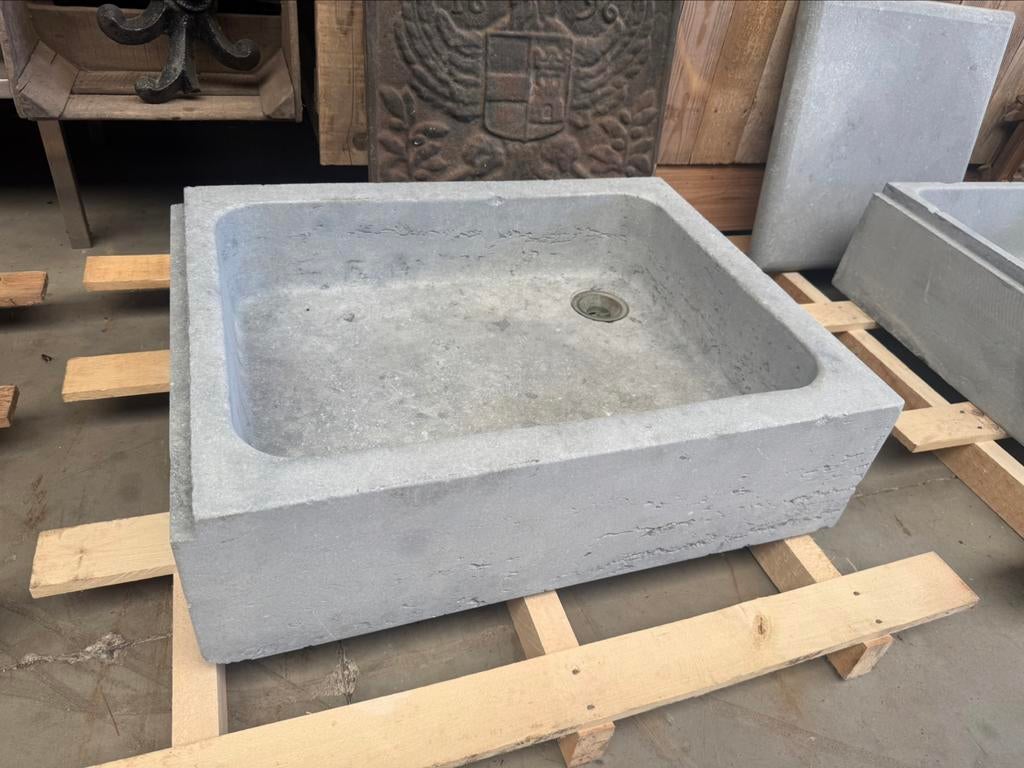 Oude arduinen prachtige wasbak volledig opgekuist!, Bricolage & Construction, Enlèvement, Utilisé