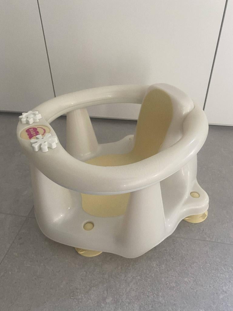 BADZITJE met anti-slip rubberen bekleding, merk OKBABY, Enlèvement ou Envoi, Utilisé, Siège de bain ou Anneau de bain, Autres marques