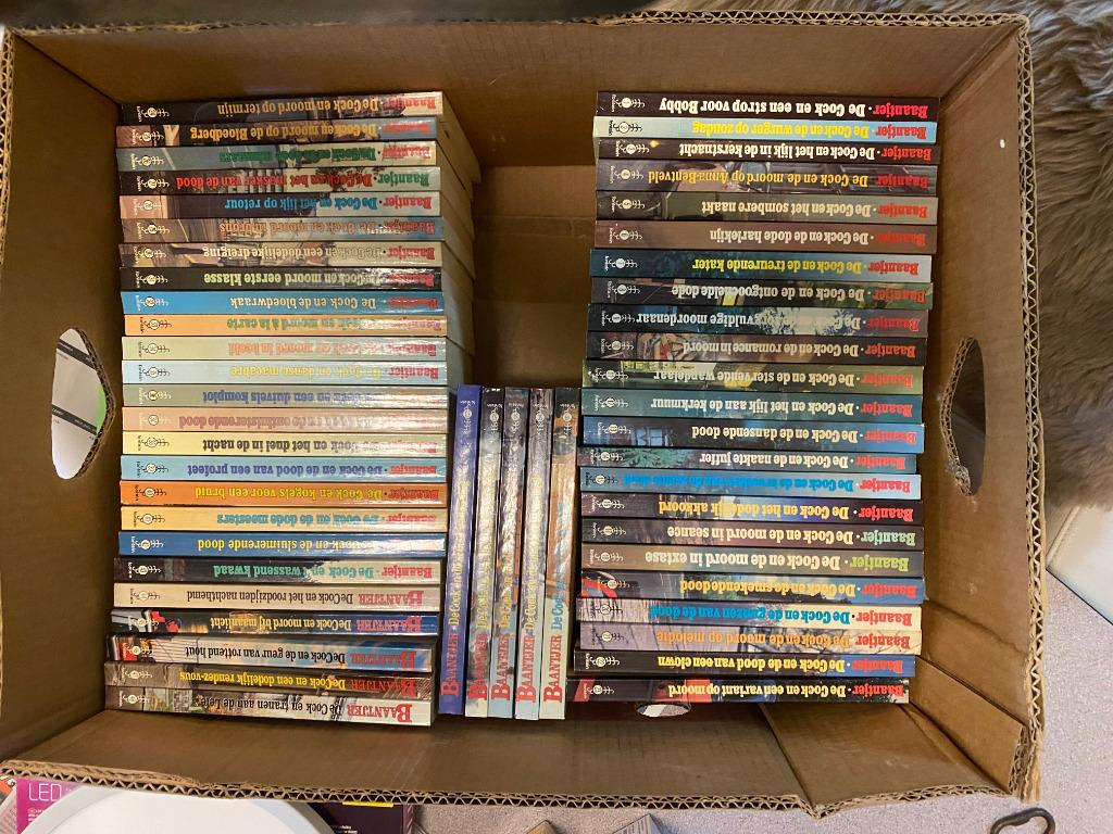 Baantjer 1 t/m 71 en nr 73, Boeken, Detectives, Zo goed als nieuw, Ophalen of Verzenden