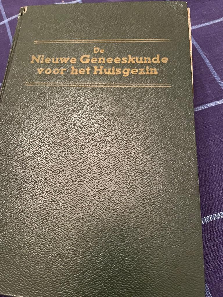 De Nieuwe Geneeskunde voor het huisgezin, Boeken, Ophalen of Verzenden, Gelezen, Raymond Petit, Bercovici, Overige wetenschappen