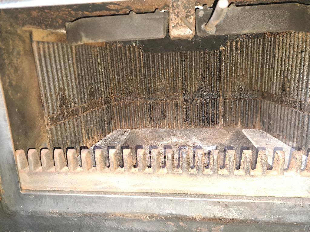 poêle à bois, Encastré, Enlèvement, Utilisé, Bois