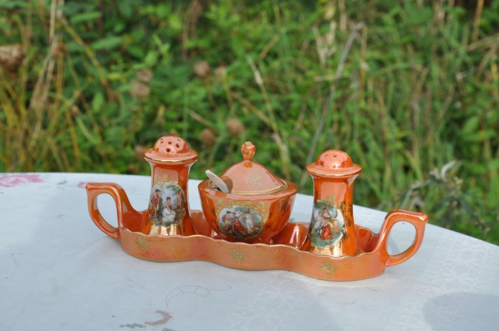serviteur de table en porcelaine victoria china orange, Ophalen of Verzenden