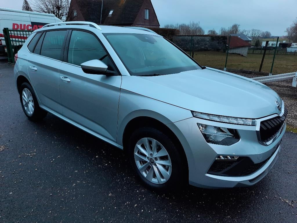 SKoda Kamiq 1.0 TSI automaat facelift, Auto's, Skoda, Automaat, Stof, Bedrijf, 5 deurs