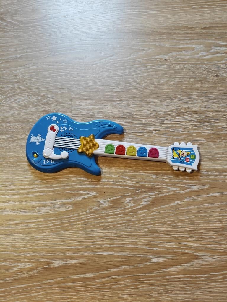 Bumba gitaar, Ophalen