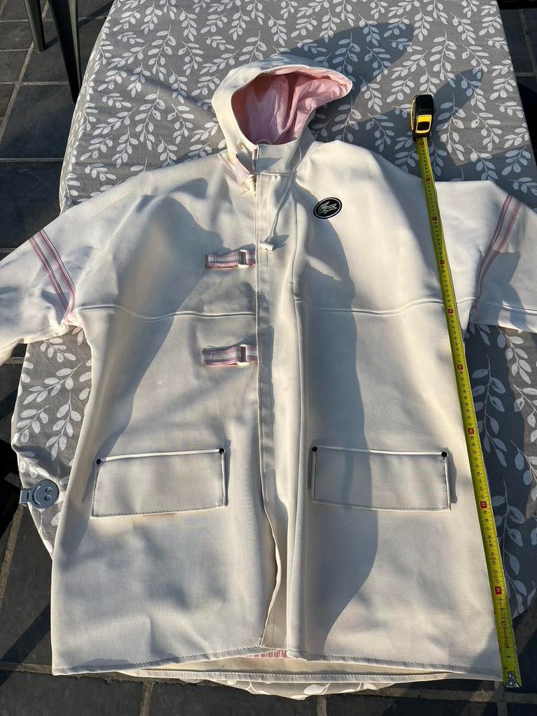 Mooie lacoste dames regenjas heel mooie staat zie foto’s, Ophalen of Verzenden, Maat 42/44 (L), Wit