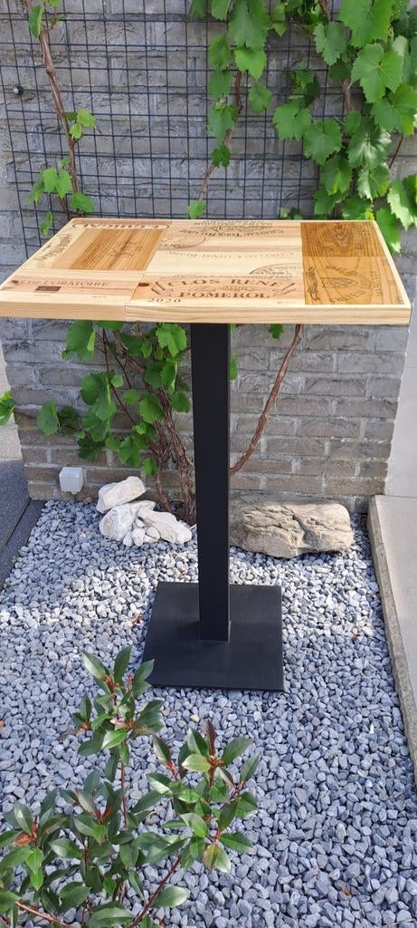 Tables de patio - tables de détente basses et hautes., Enlèvement, Comme neuf