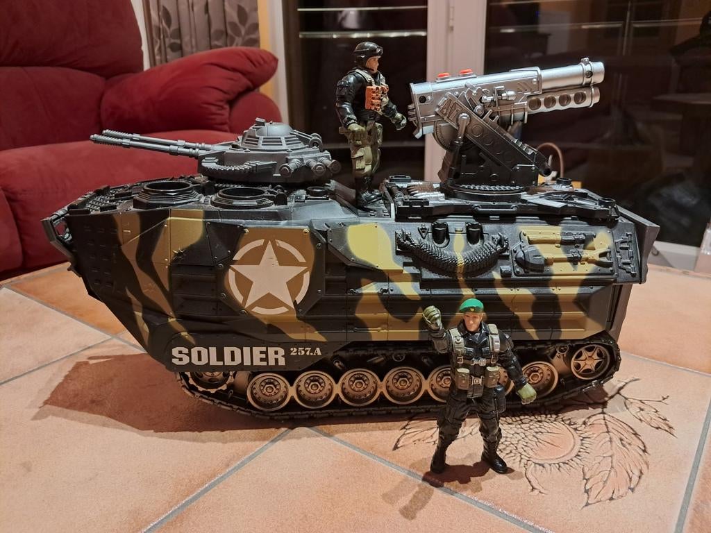 Soldaat 257. Een tankset en 2 figuren van Chap Mei, Ophalen of Verzenden, Zo goed als nieuw