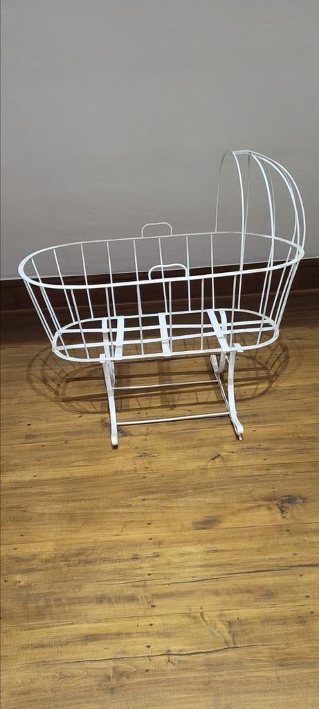 Oude ijzeren  wieg kan schommelen, Antiek en Kunst, Ophalen