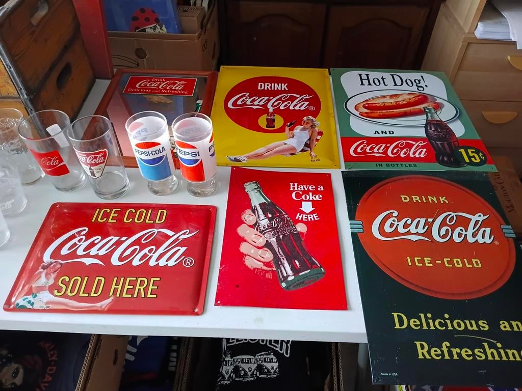 Verzameling Coca Cola , spiegel , metaalborjes , glazen etc, Collections, Marques & Objets publicitaires, Enlèvement