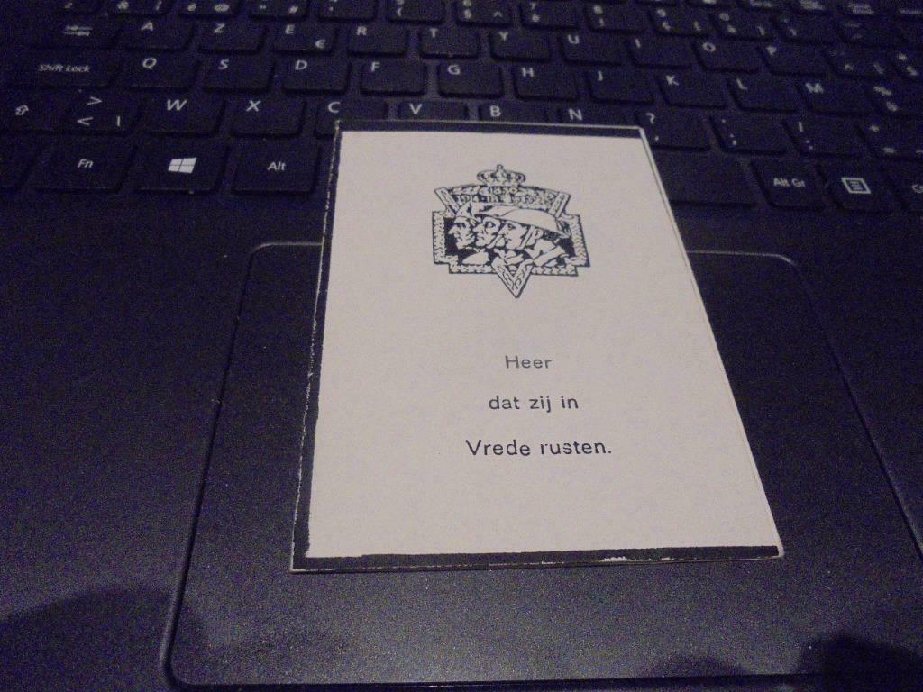 herdenkingsprentje overledenen oorlog, Verzamelen, Bidprentjes en Rouwkaarten, Ophalen of Verzenden, Bidprentje