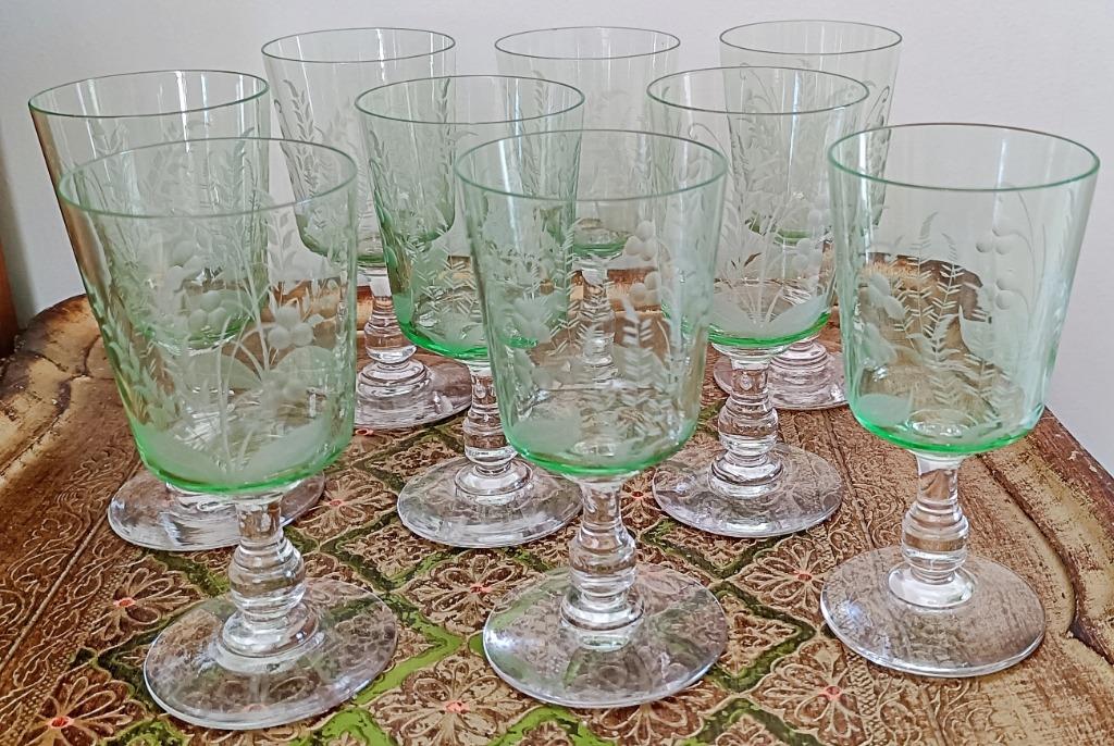 9 Verres à vin cristal ouraline gravés, Val Saint Lambert, Ophalen of Verzenden, Zo goed als nieuw, Kristal, Glas of Glazen