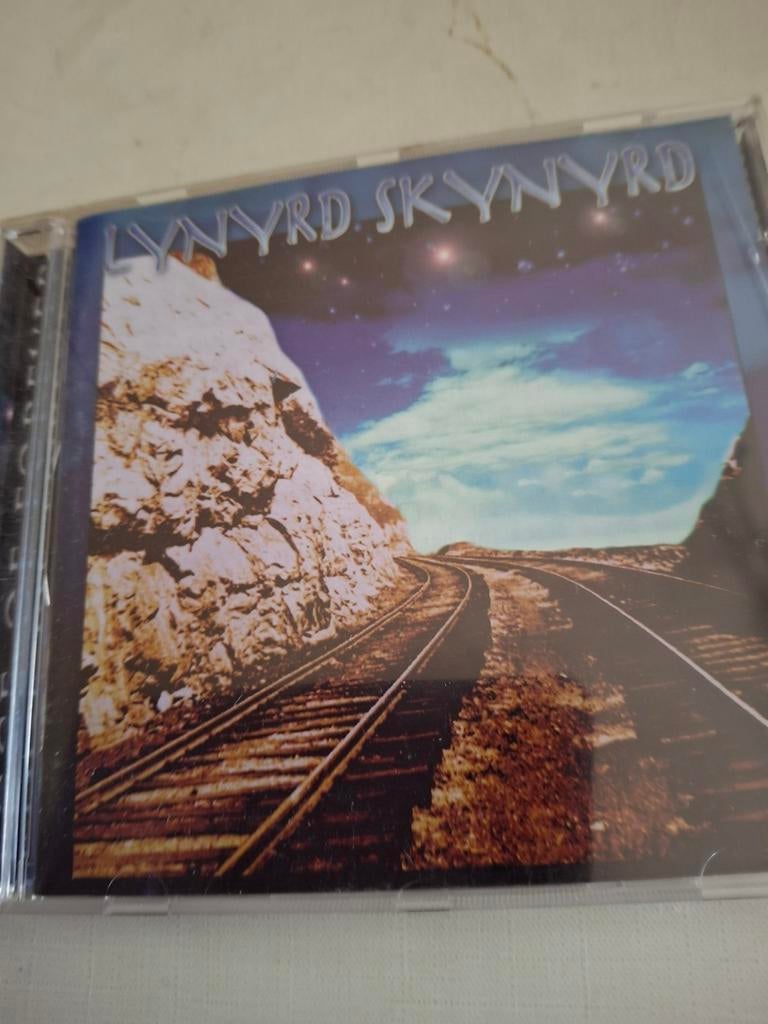Lynyrd skynyrd, Enlèvement ou Envoi, Comme neuf